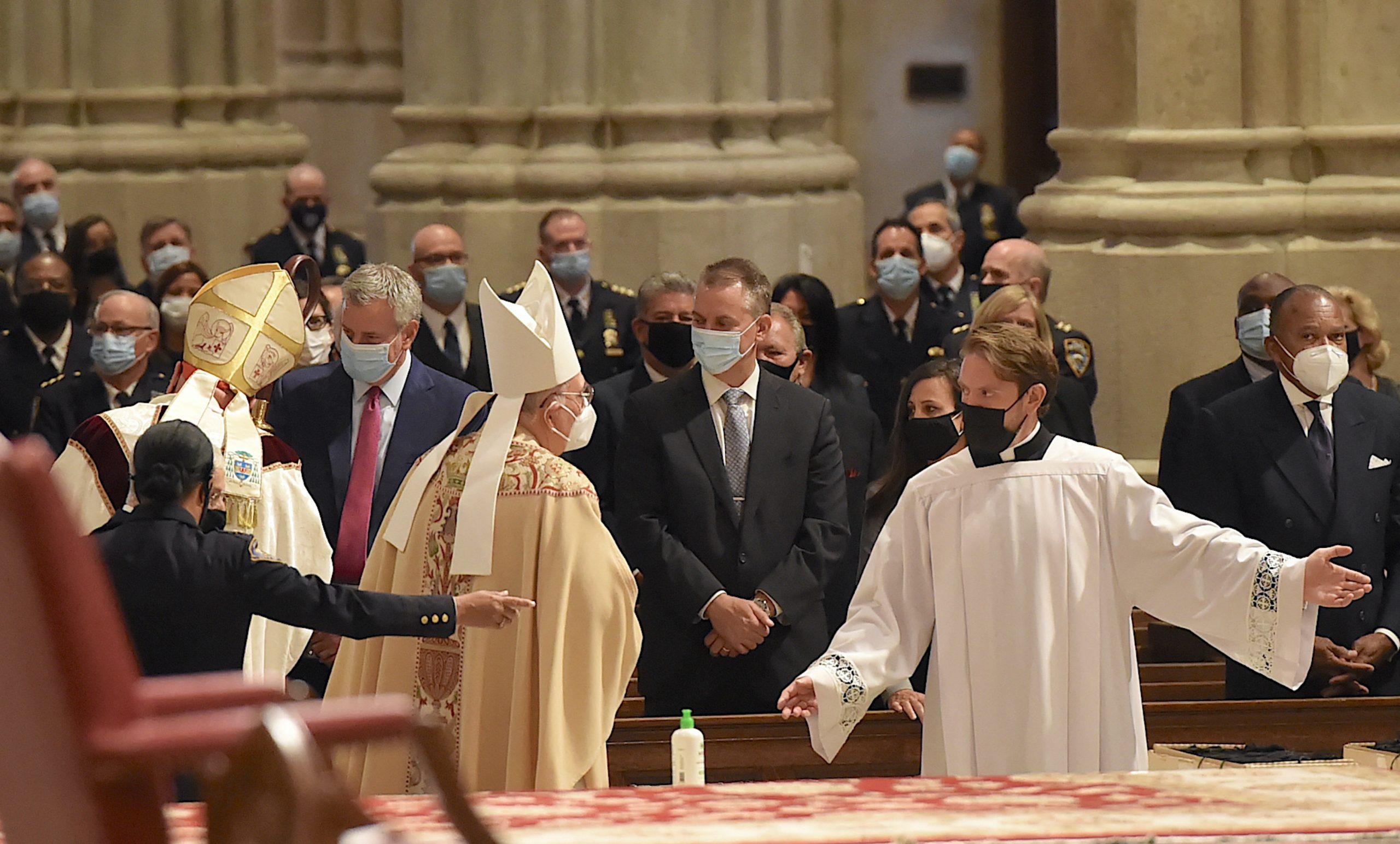 'We remember and we honor': NYPD salutes members killed by COVID-19 at St. Patrick's Cathedral 5