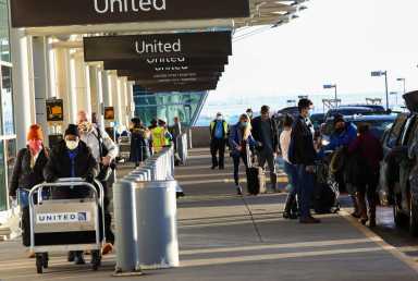 Travelers head home for Thanksgiving