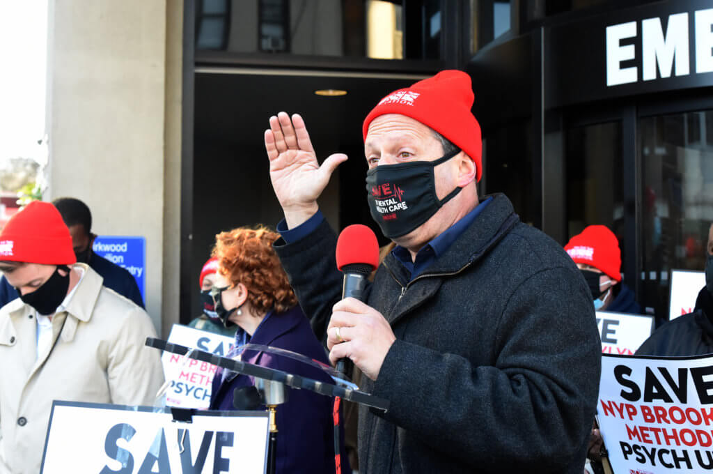 Nurses push NewYorkPresbyterian to restore psychiatric services at