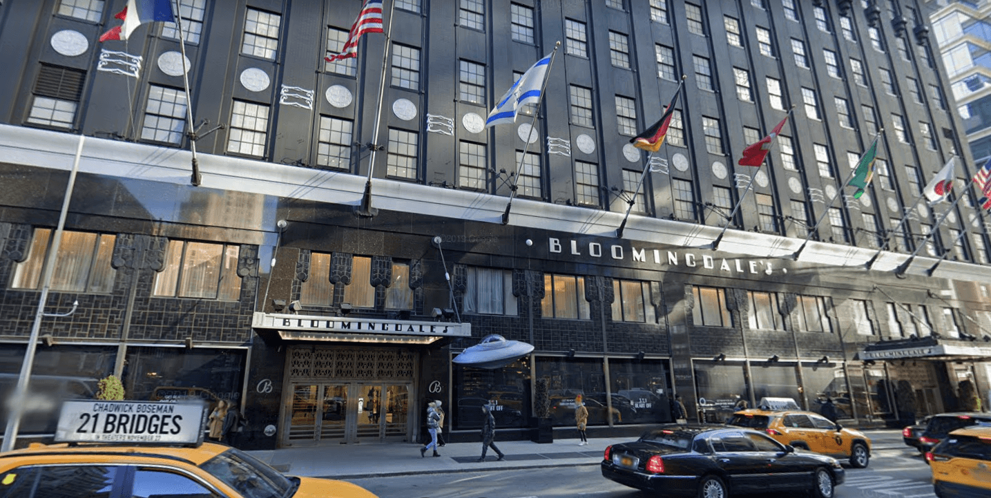 Bloomingdale's in New York - Visit One of the Largest Department