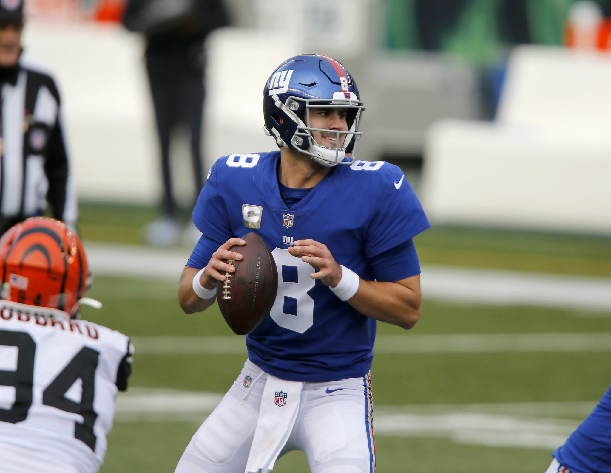 Giants QB Daniel Jones dealing with another injury, doubtful for Week