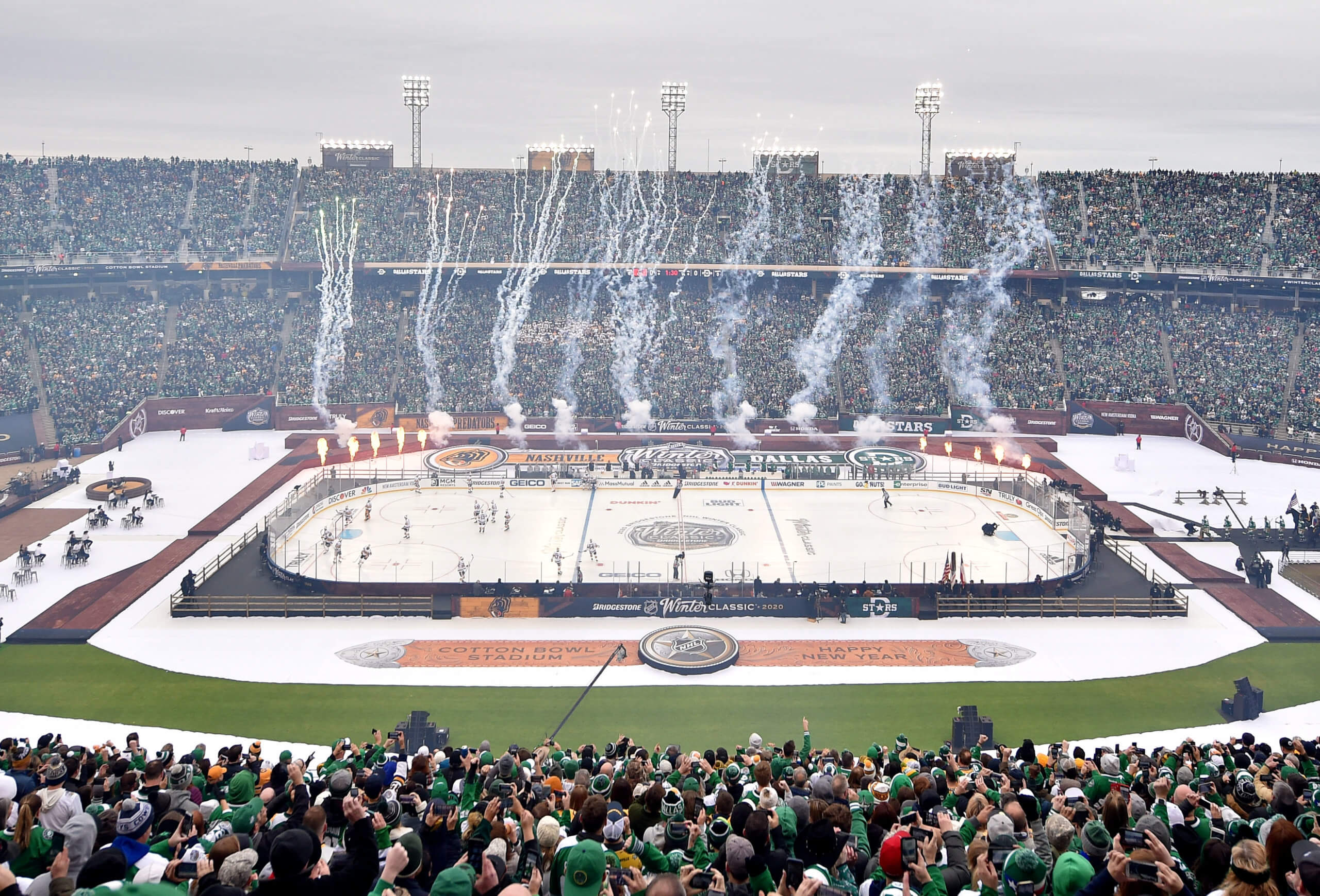 When is the 2023 Winter Classic? Date, location, teams, odds for the NHL  outdoor stadium game