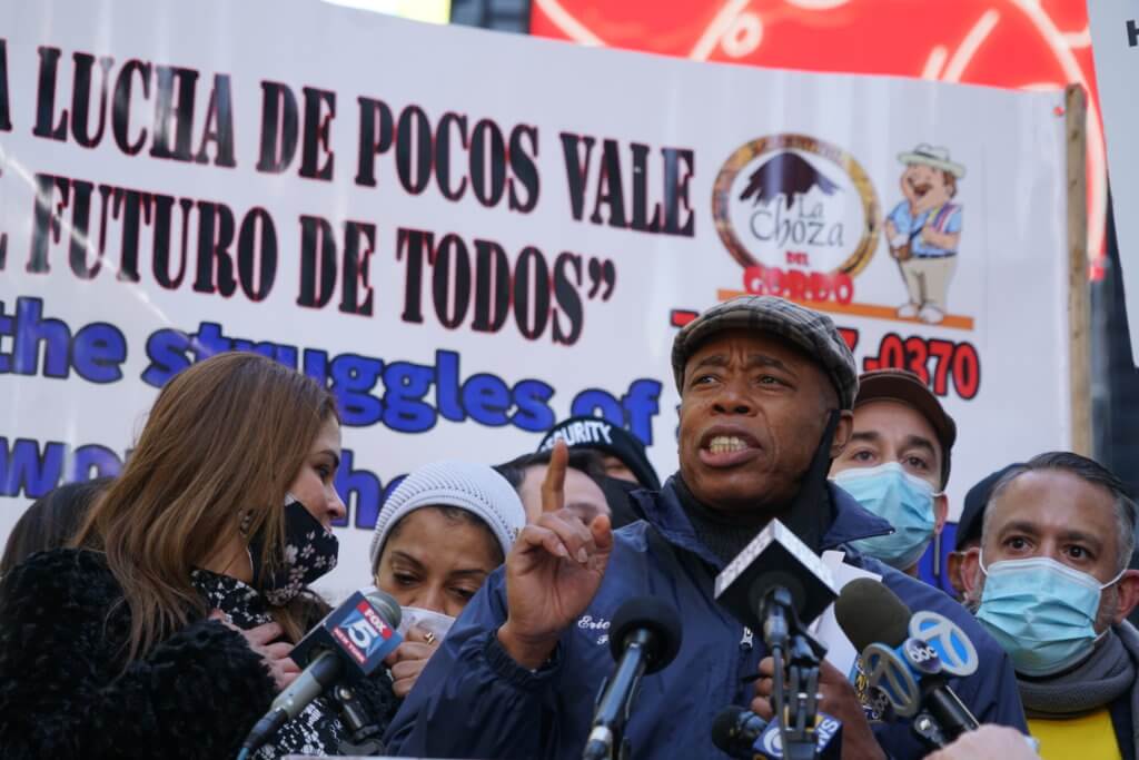 'Save us!': New York restaurant workers, owners rally for aid at Manhattan march 5
