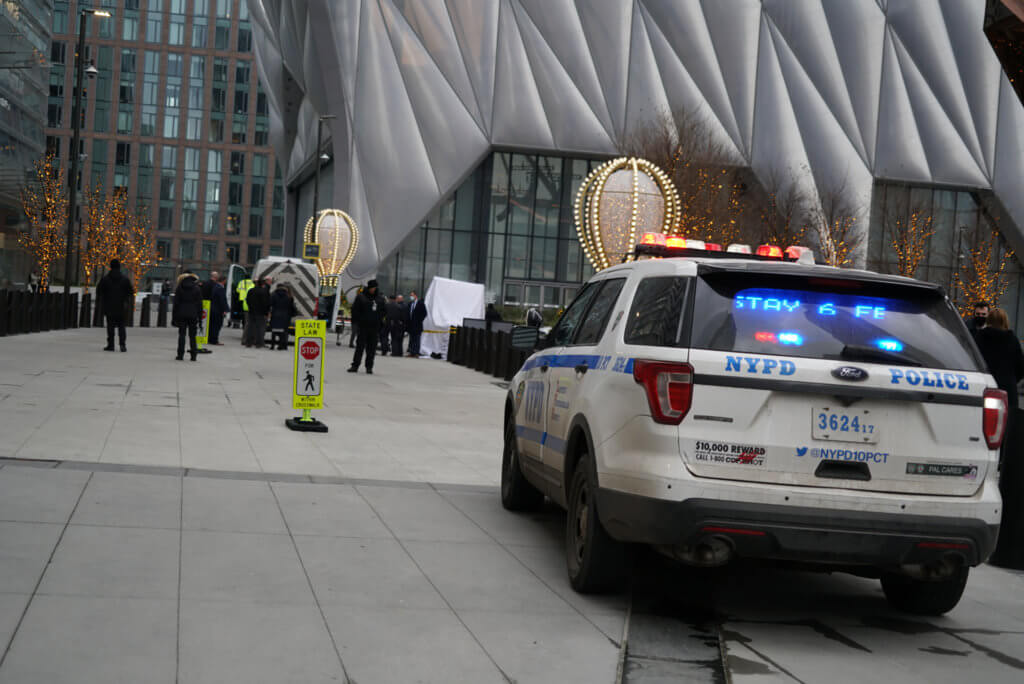 Woman takes fatal leap off the Vessel in Hudson Yards, police report 5