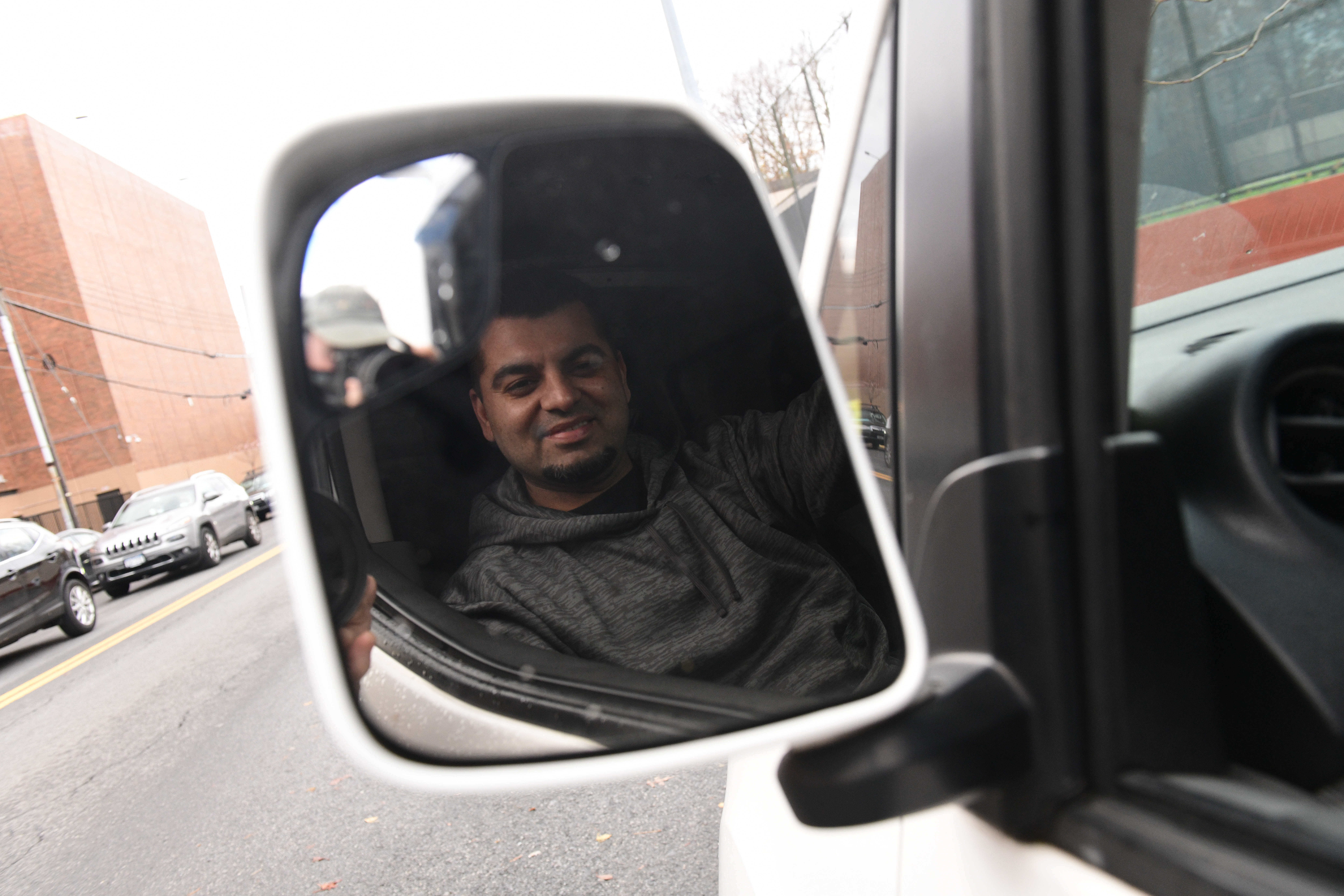 Brooklyn taxi driver believes in 'good karma' and is honored for work delivering food to homebound during pandemic 2