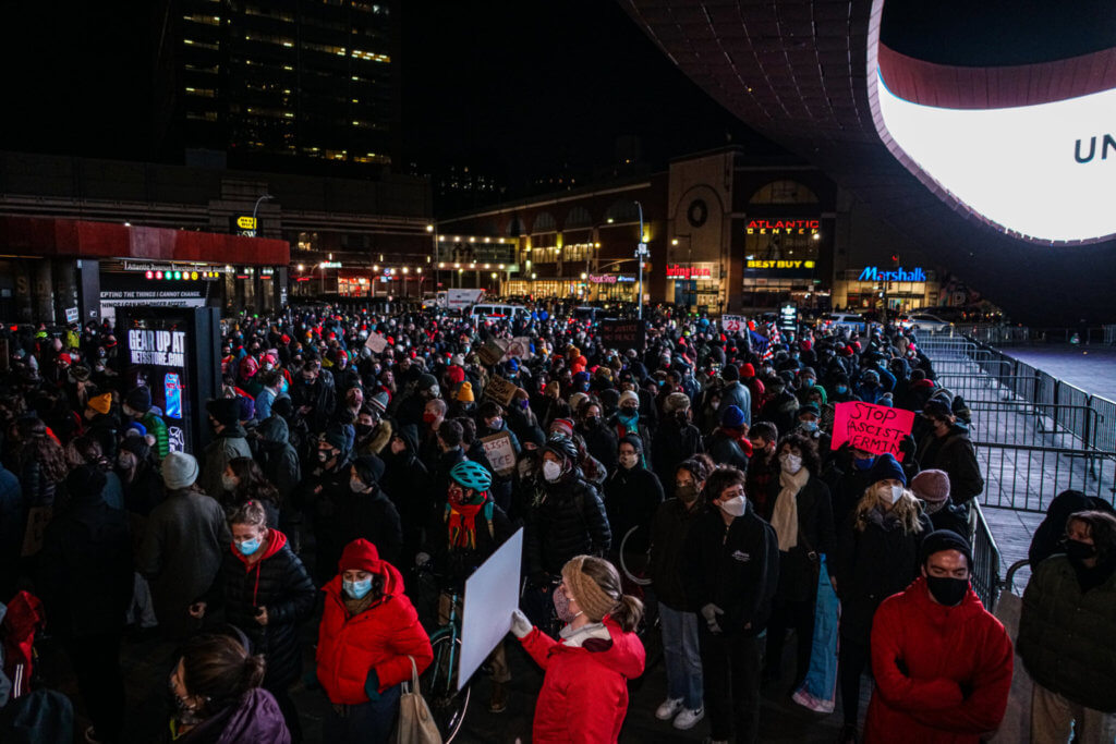 A-mass-of-people-gathered-Barclays-Center-1536×1025