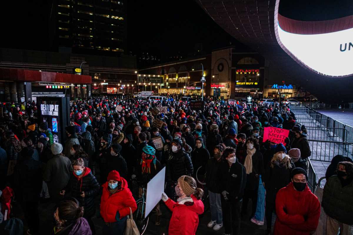 A-mass-of-people-gathered-Barclays-Center-1536×1025
