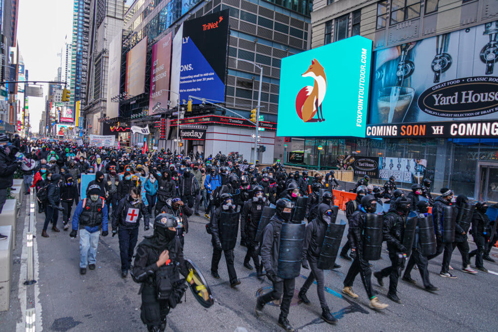 Counter protesters don body armor in anticipation of MAGA march in Manhattan 6