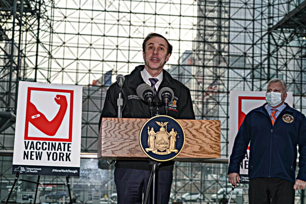 Shot in the arm: COVID-19 vaccine hub opens up at Manhattan's Javits Center 3