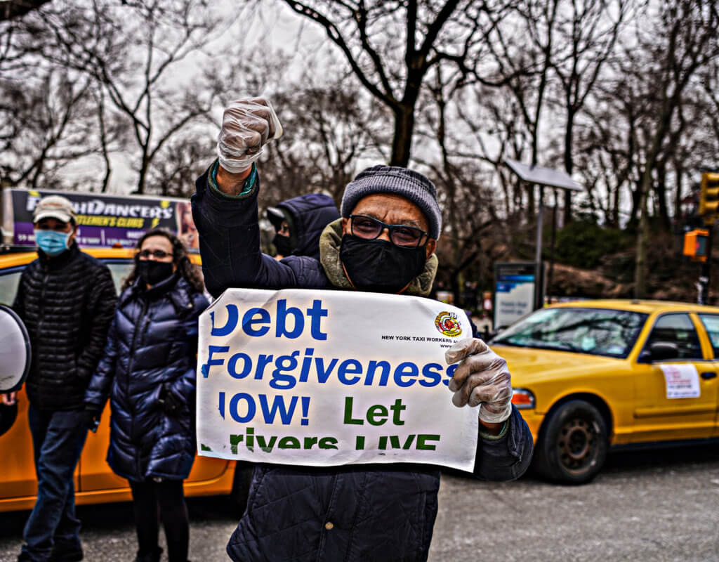 New York City cabbies beg de Blasio for forgiveness, at last, of heavy medallion debt 4