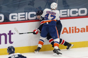 Leo Komarov Islanders
