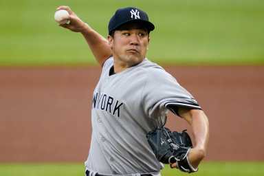 MLB: Game Two-New York Yankees at Atlanta Braves