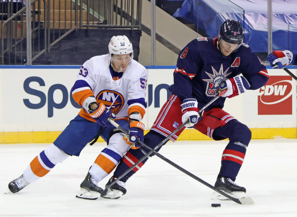 Casey Cizikas Islanders