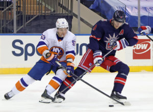 Casey Cizikas Islanders