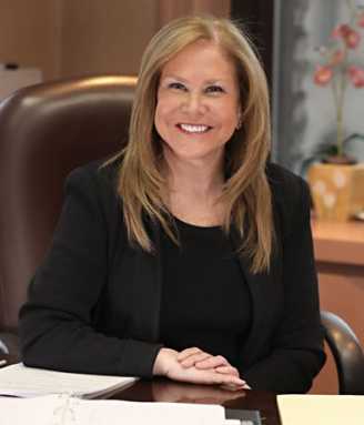 Lynne Uniman