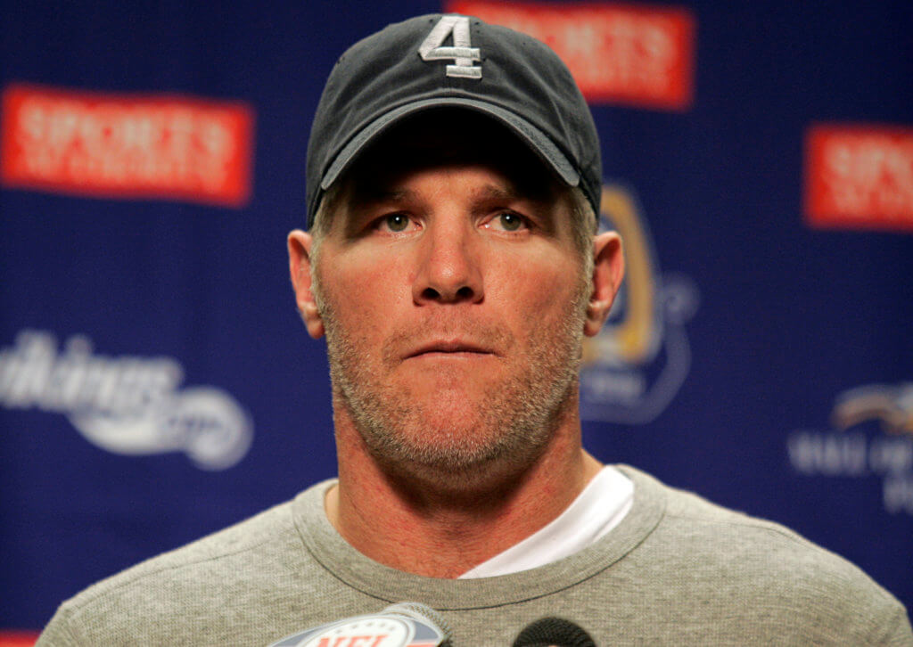 NFL legend Brett Favre says he wanted to kill himself after quitting painkillers | amNewYork
