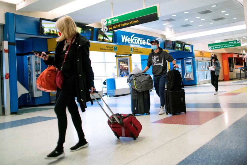 FILE PHOTO: British Airways will screen JFK-bound passengers for coronavirus, New York governor says