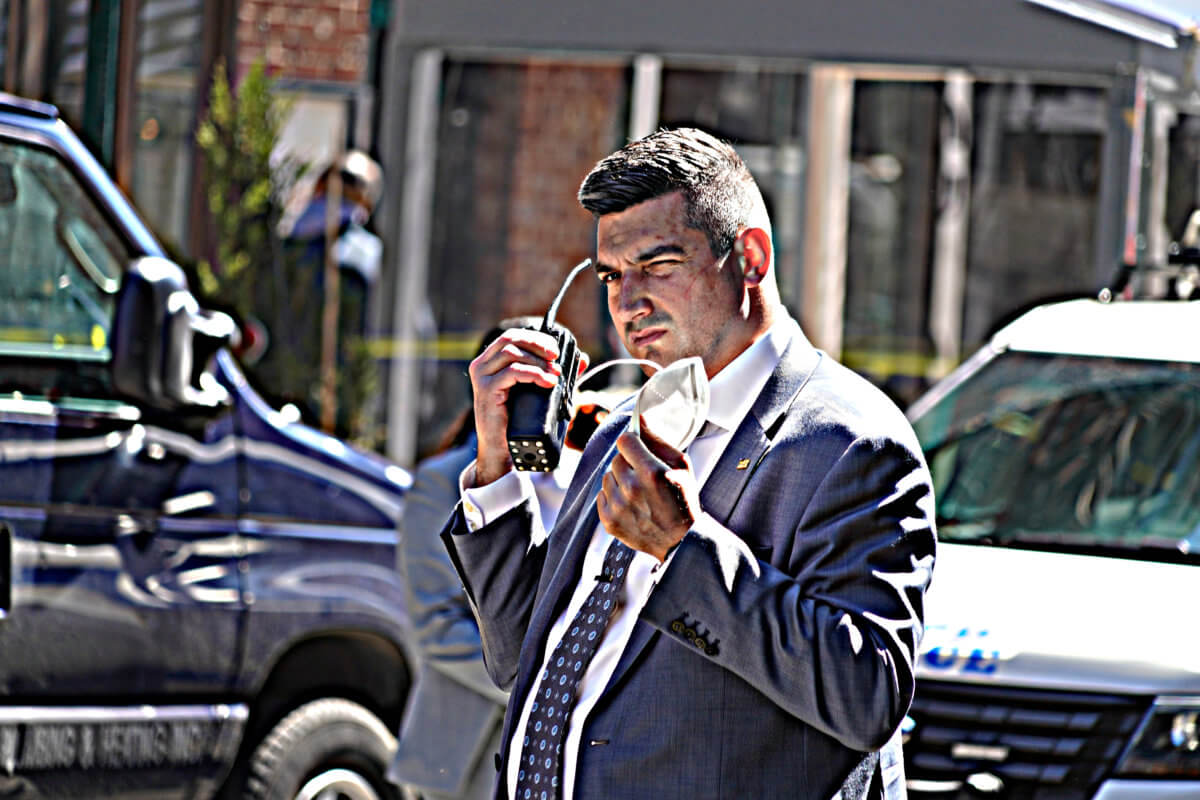 Cops swarm Lower East Side by land and air after man is shot in broad daylight 3