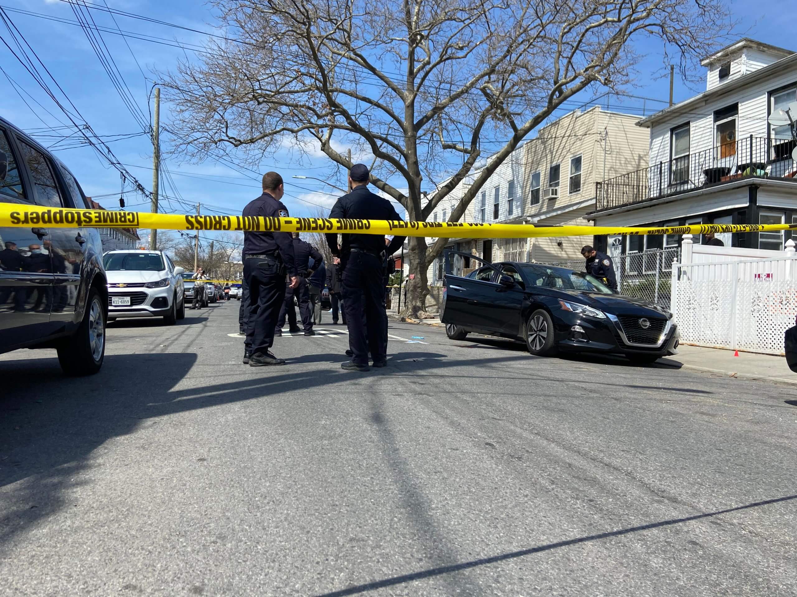 Gunman in Brooklyn executes driver in broad daylight as he sat inside car 2