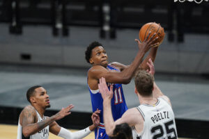 Knicks Do Lakers A Favor Acquire Waive Denzel Valentine After 3 Team Swap Amnewyork Knicks Do Lakers A Favor Acquire Waive Denzel Valentine After 3 Team Swap Amnewyork