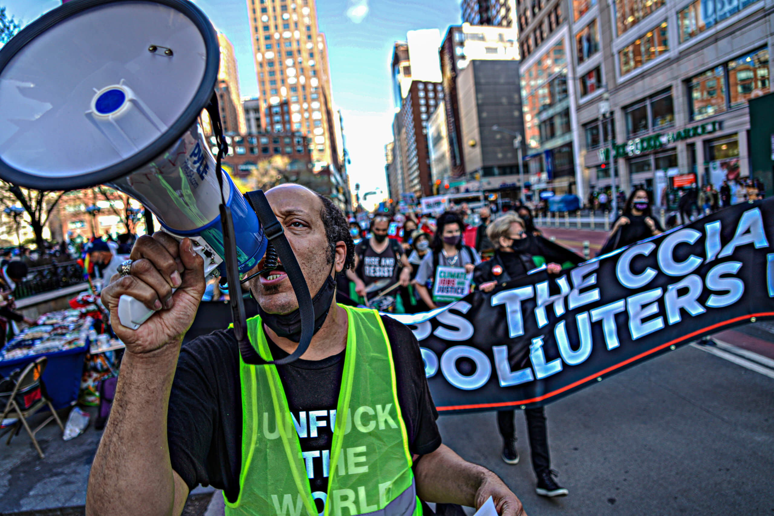 Environmentalists march in Union Square to prevent climate change | amNewYork - amNY