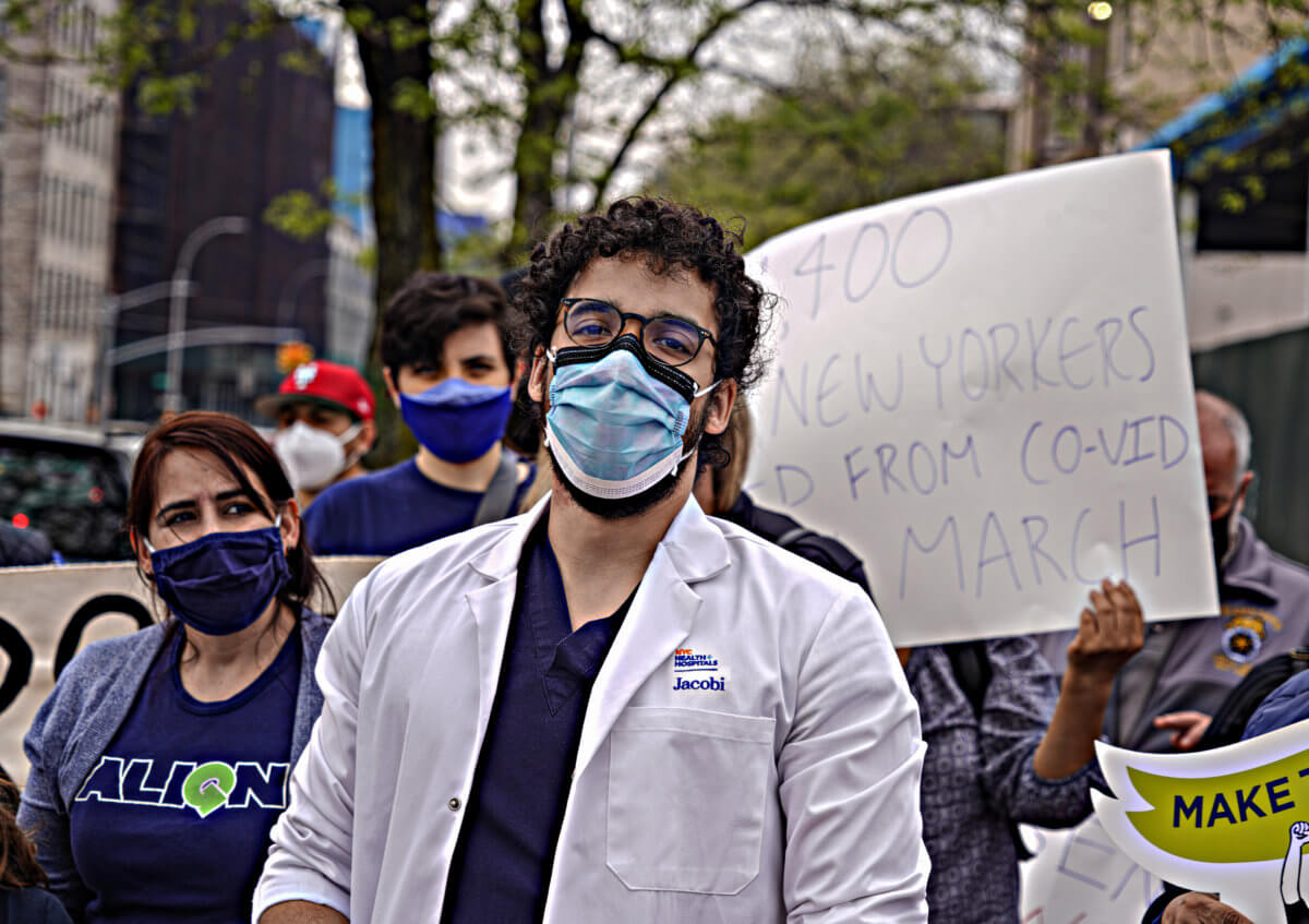 Amazon and other essential workers in Queens deliver demands to Cuomo 3