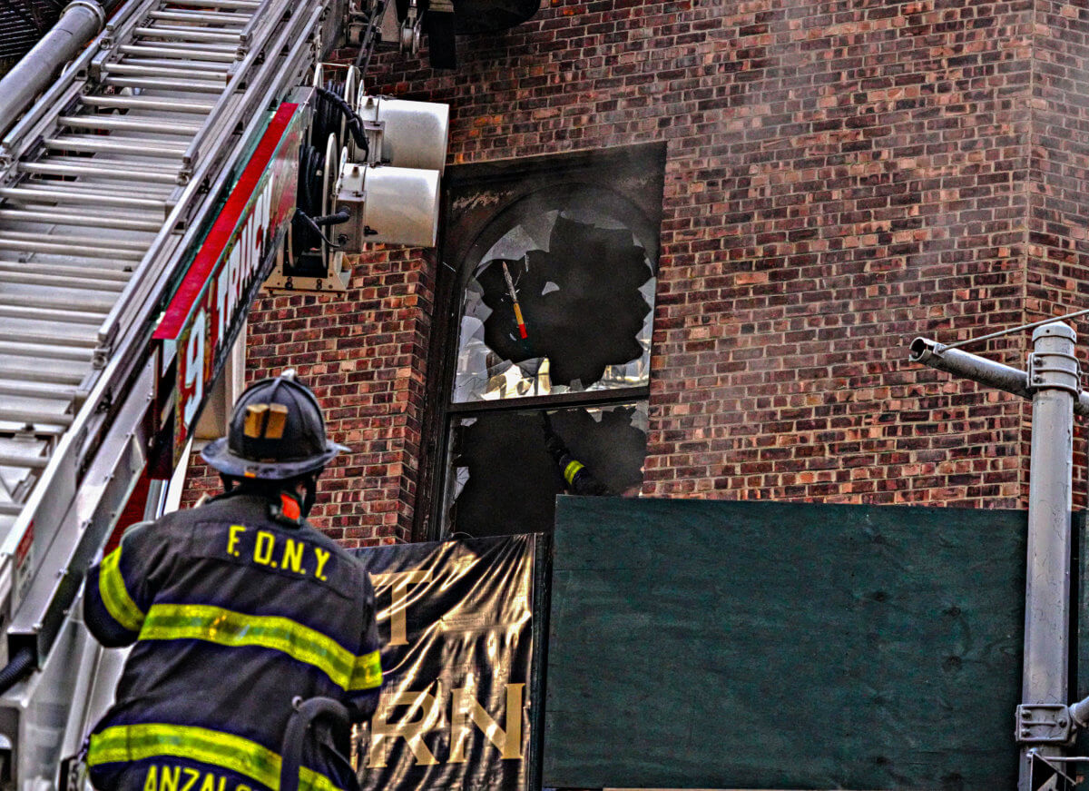3-alarm fire engulfs Greenwich Village building, leaves four firefighters injured 4