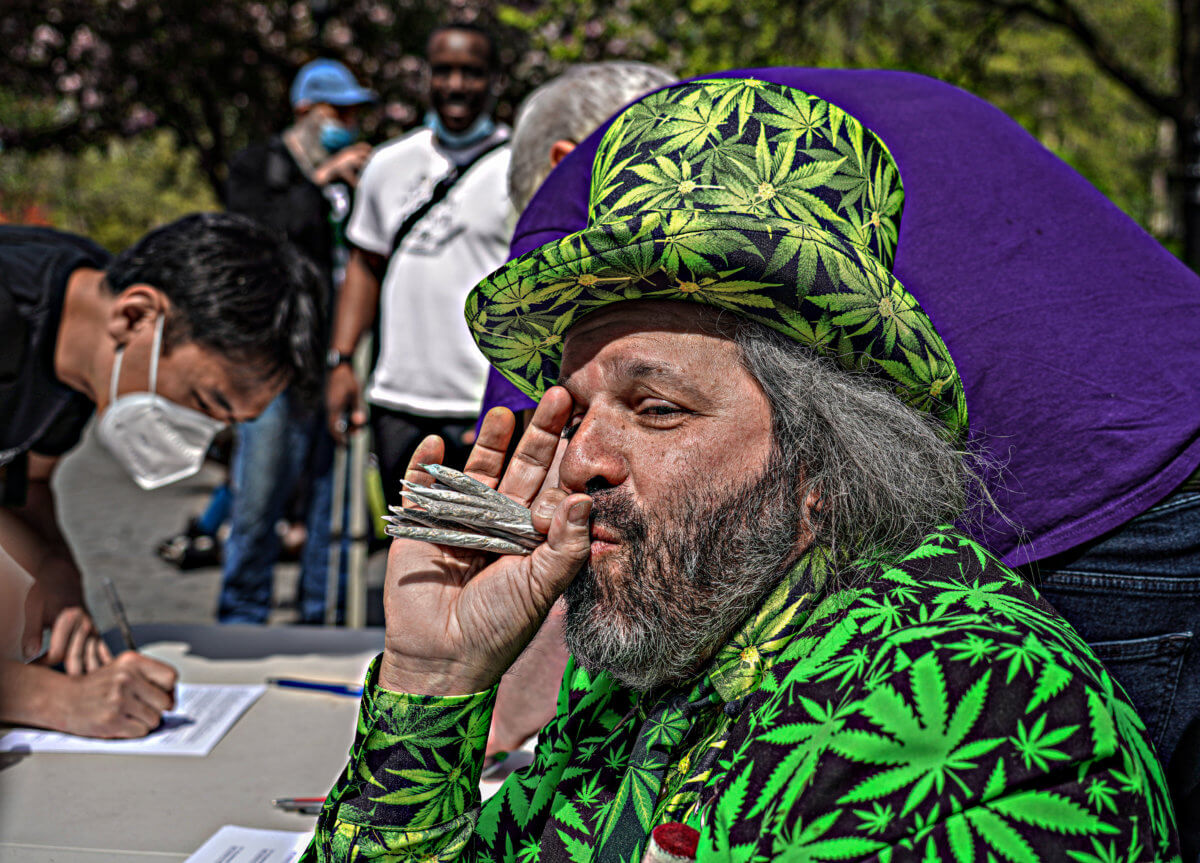 Vaxxers toke up: Activists in Union Square say 'Don’t be Doobious' of the COVID-19 vaccine 4