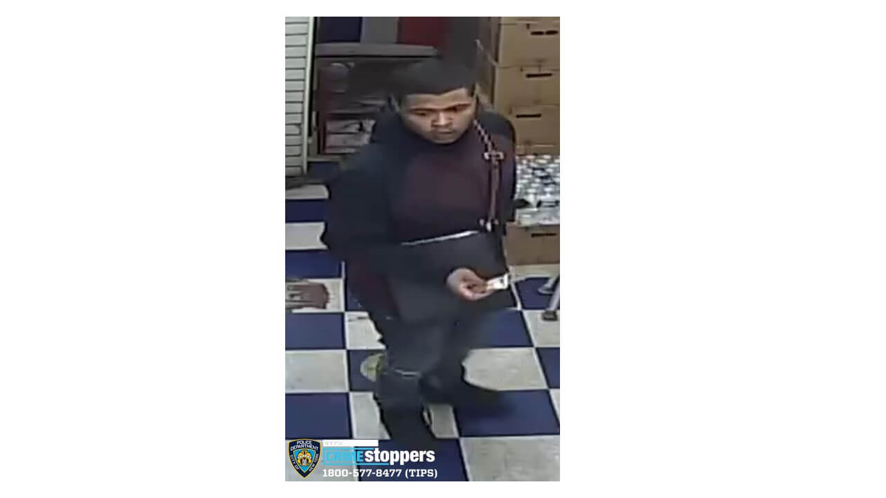 Cops seek armed crooks who robbed two men at gunpoint in the Bronx 3