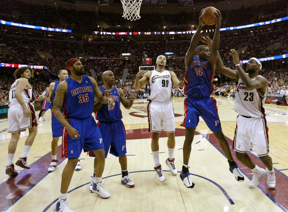 Pistons’ Webber pulls down a rebound during second quarter in Game 6 of the NBA Eastern Conference Finals basketball series in Cleveland