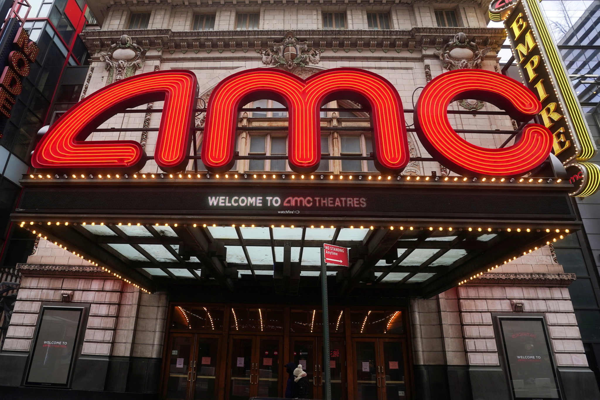 AMC shares chop around but set for massive weekly advance amNewYork