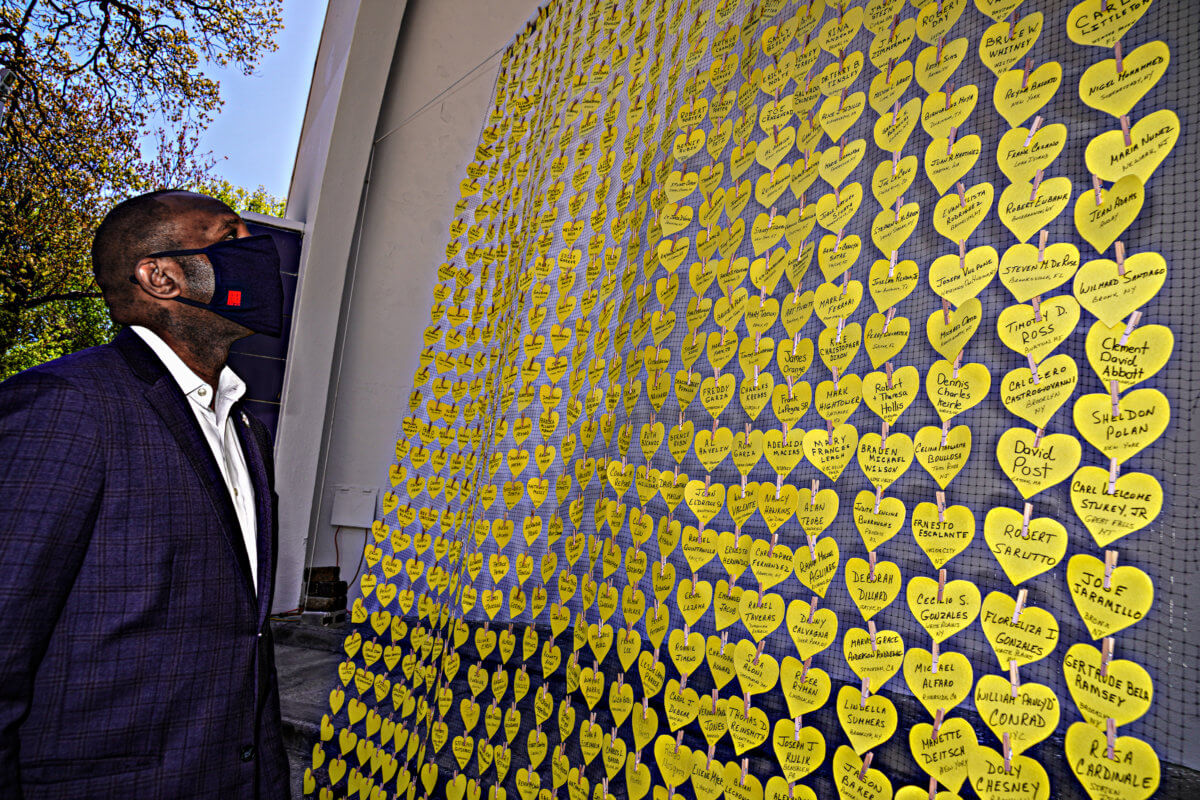 A borough in mourning: an emotional COVID Remembrance Day in Forest Park 7