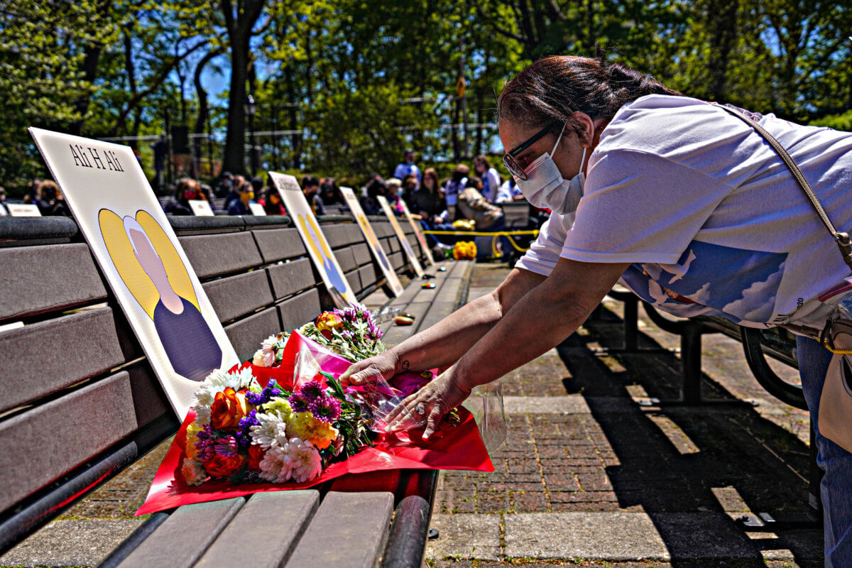 A borough in mourning: an emotional COVID Remembrance Day in Forest Park 8
