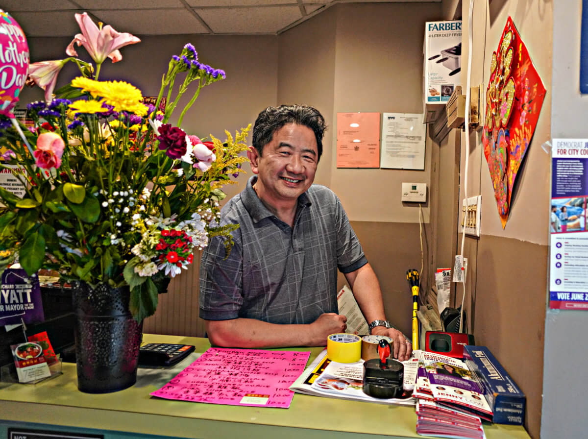 The Great Mosaic: Chinatown entrepreneur's personal journey from war-torn Vietnam to success in America 4