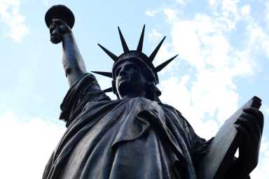 French museum to send U.S. second Lady Liberty to rekindle friendship