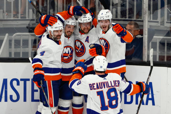 Islanders Bruins Game 5