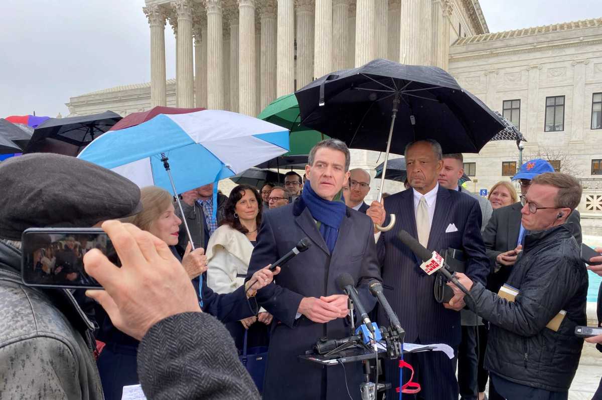 FILE PHOTO: Bill Baroni leaves the U.S. Supreme Court