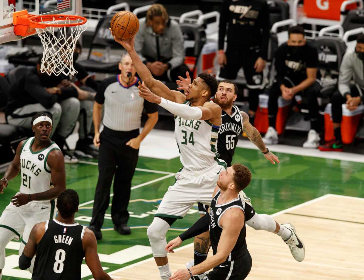 Giannis Antetokounmpo Nets Bucks Game 4