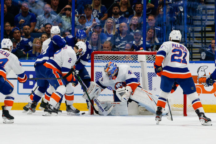 Islanders Lightnign