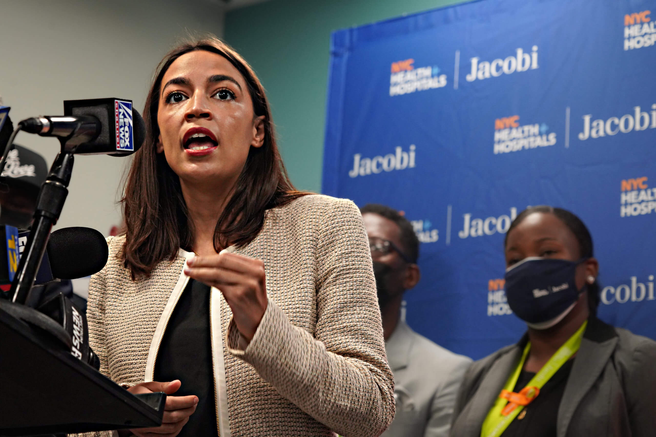 Schumer joins Bronx Reps. AOC and Bowman calling for federal funding to reduce gun violence amNewYork