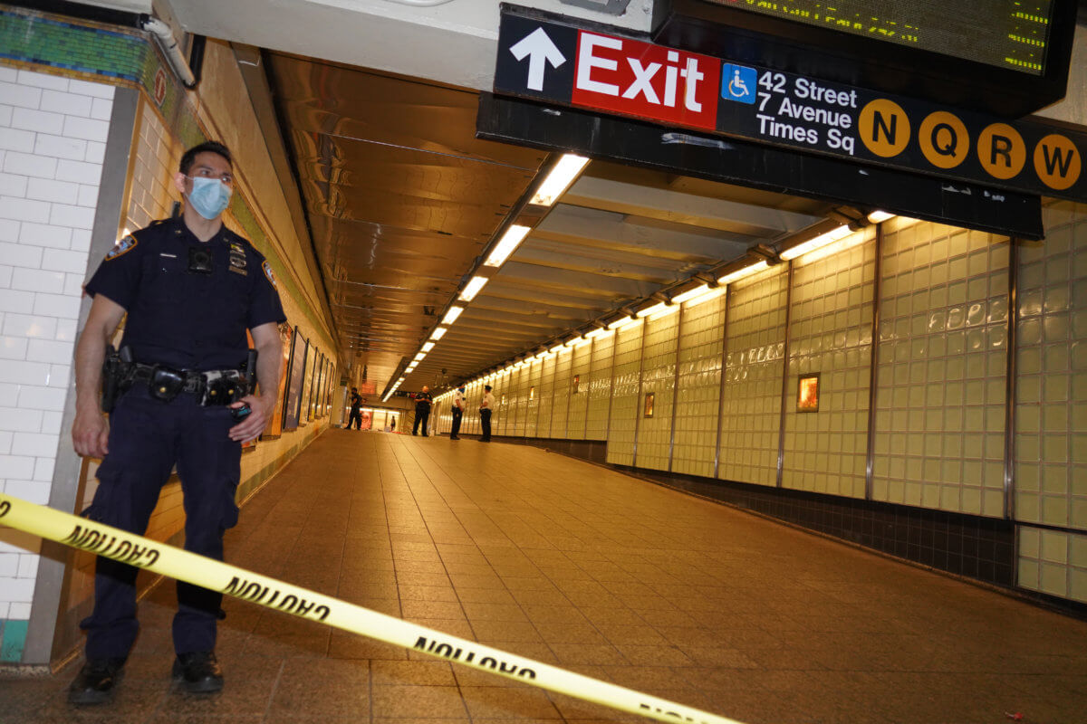 Slashing leaves pools of blood in Times Square subway station 3