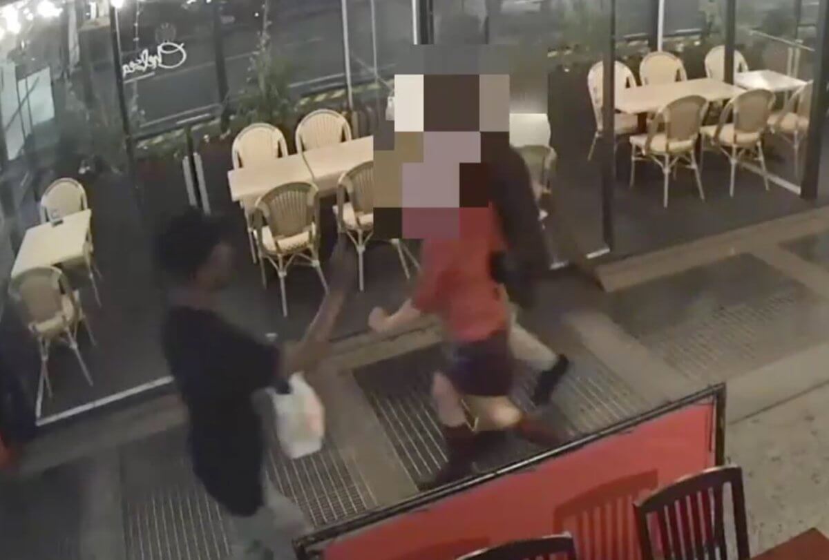 Random attacker blasts couple with pepper spray on Chelsea block 1 Screen Shot 2021-06-07 at 9.02.53 AM