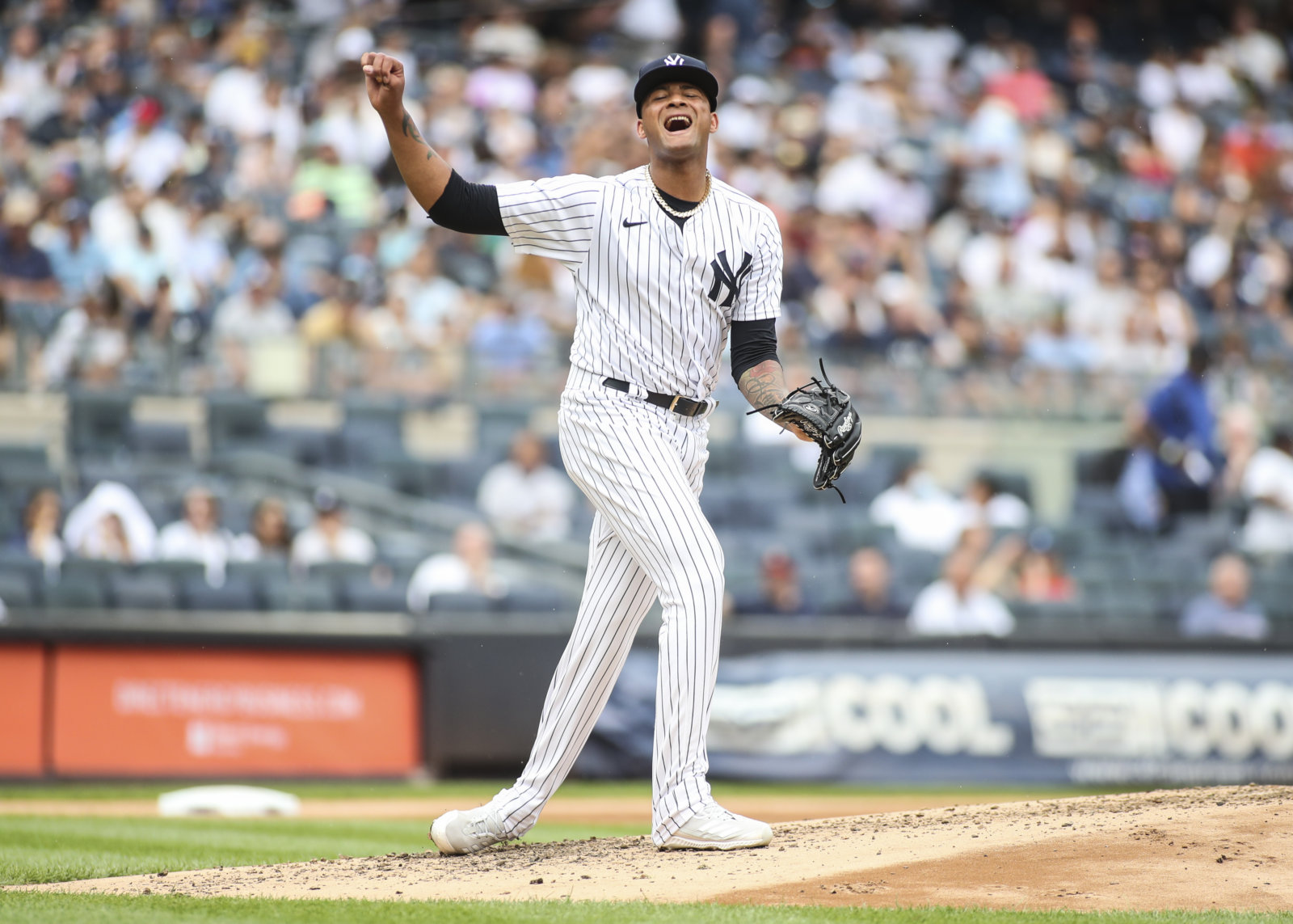 Yankees bats waste another Luis Gil gem, drop chance to sweep Mariners
