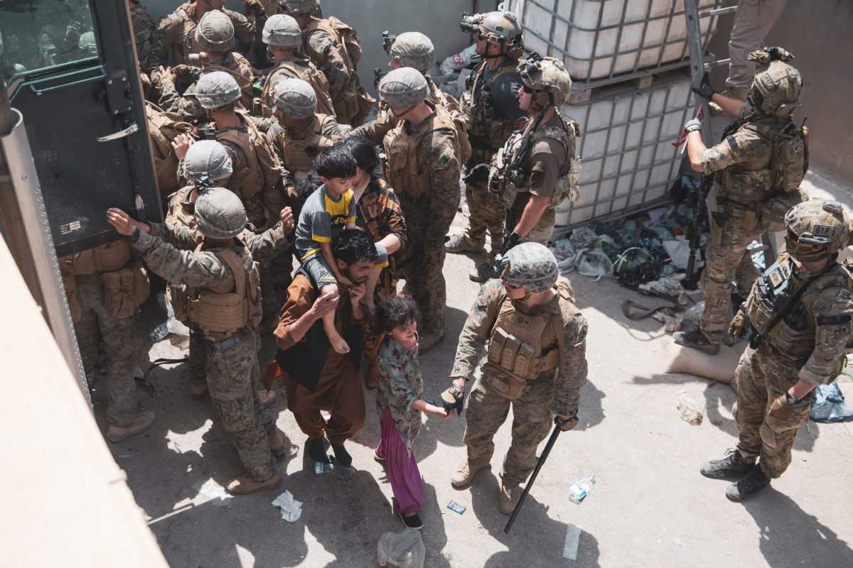 U.S. forces assist in Afghanistan evacuation
