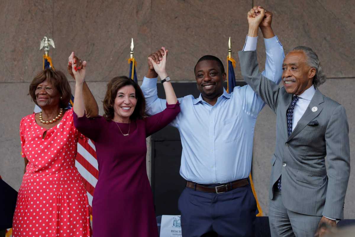 New York Governor Kathy Hochul chooses Democratic New York State Senator Brian Benjamin as Lieutenant Governor in New York