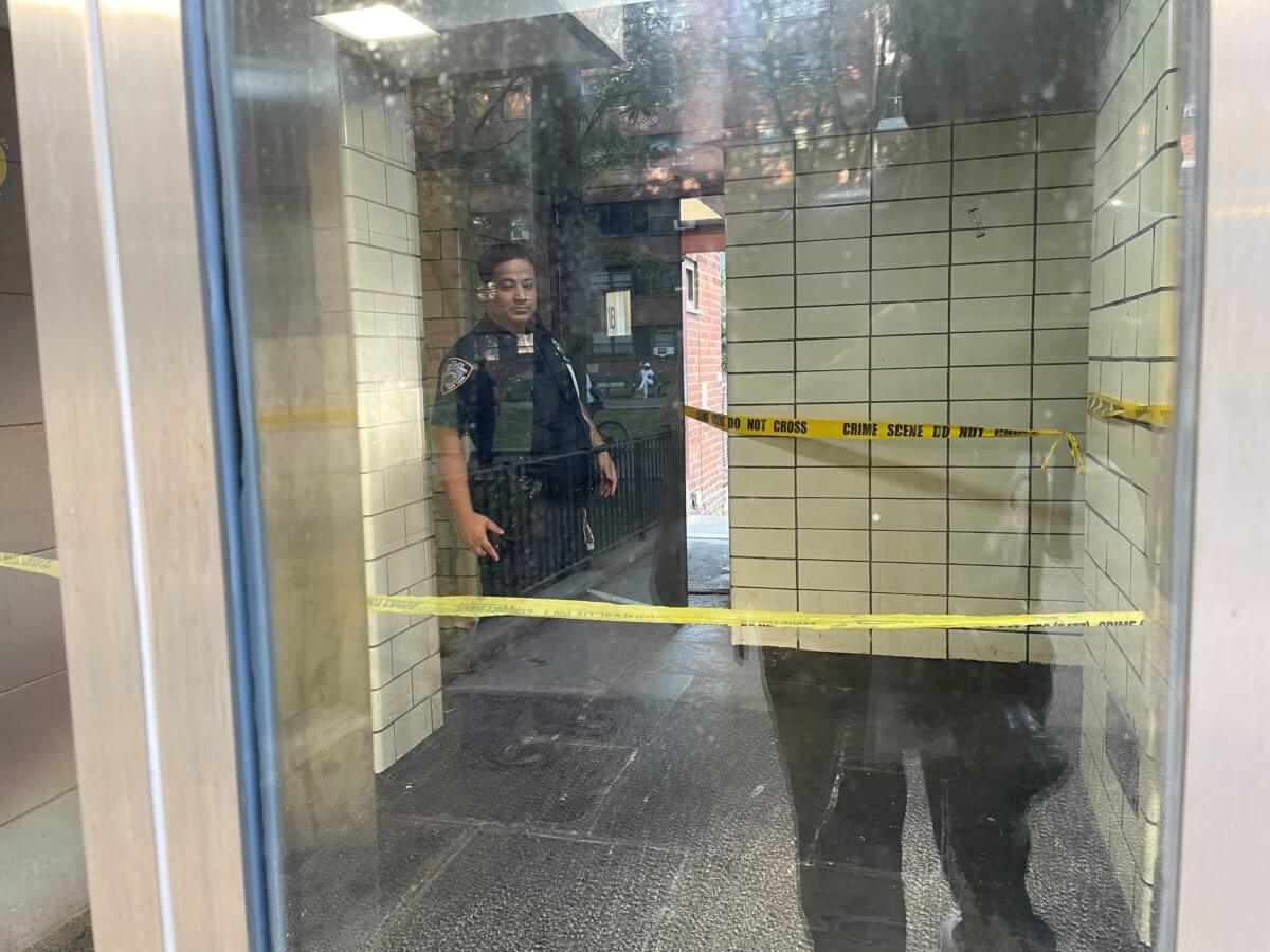 Man Shot In The Face Following Dispute In Brooklyn Apartment Building Man Shot In The Face Following Dispute In Brooklyn Apartment Building