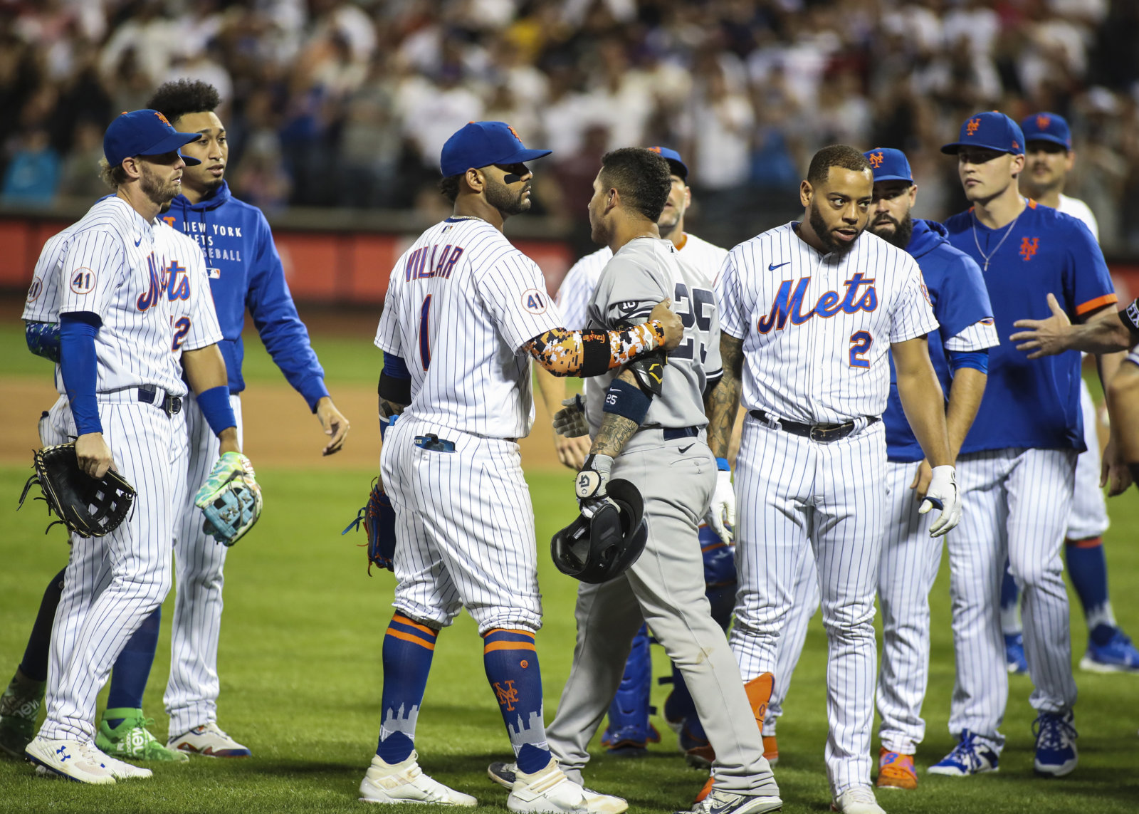 Mets opting not to blow whistle on Yankees amNewYork