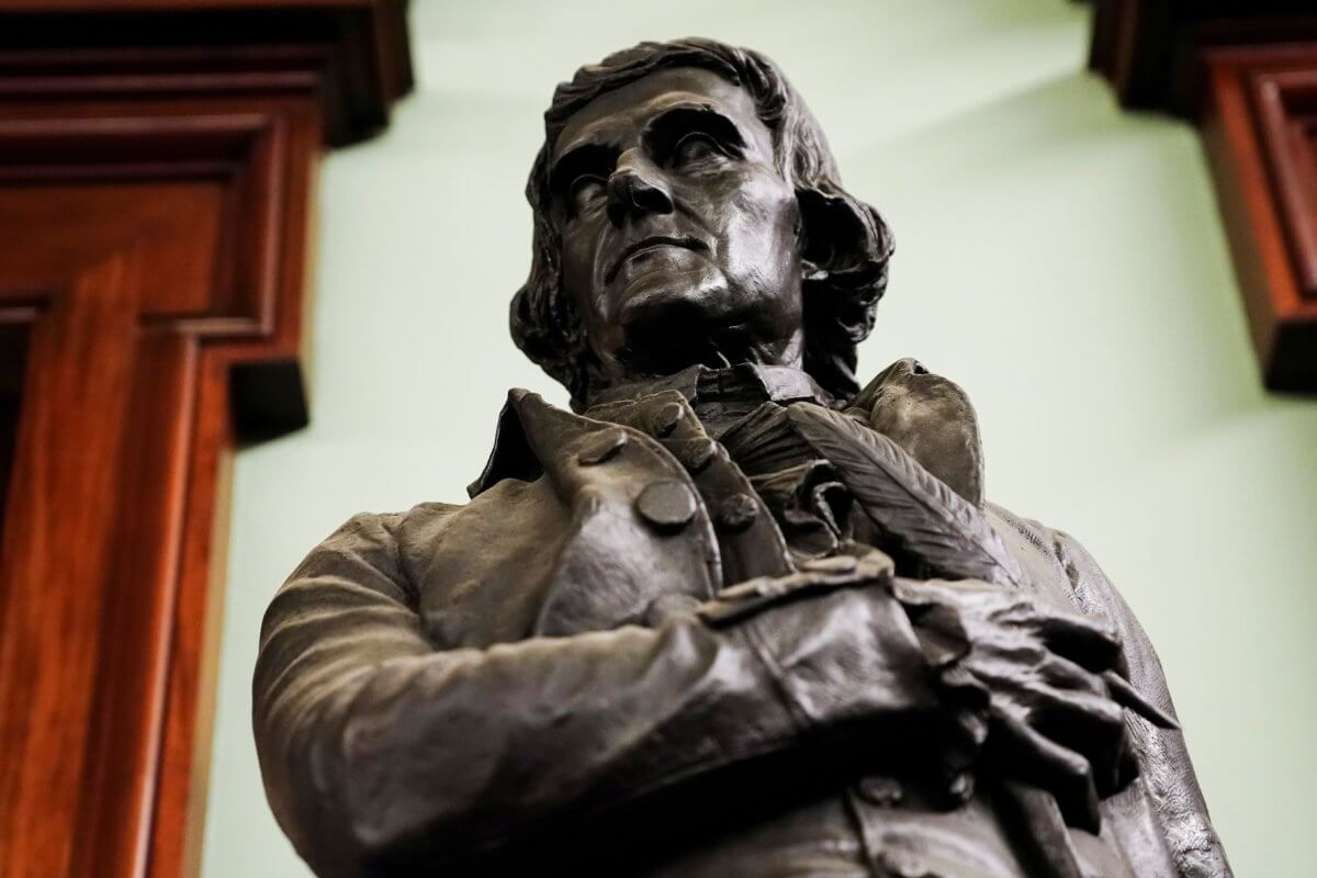 Caucus leading effort to remove Jefferson statue say city is dragging