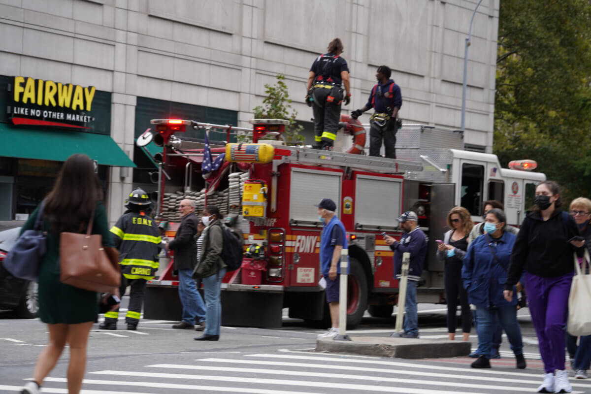 Cabbie injured after getting involved in Kips Bay collision 3