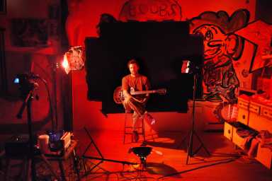 Alex Carpenter on the video set at 3rd and Bazaar